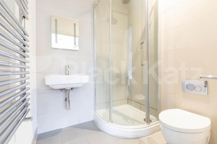 2 bedroom apartment within a contemporary building with a private terrace Heneage Street , Brick Lane 